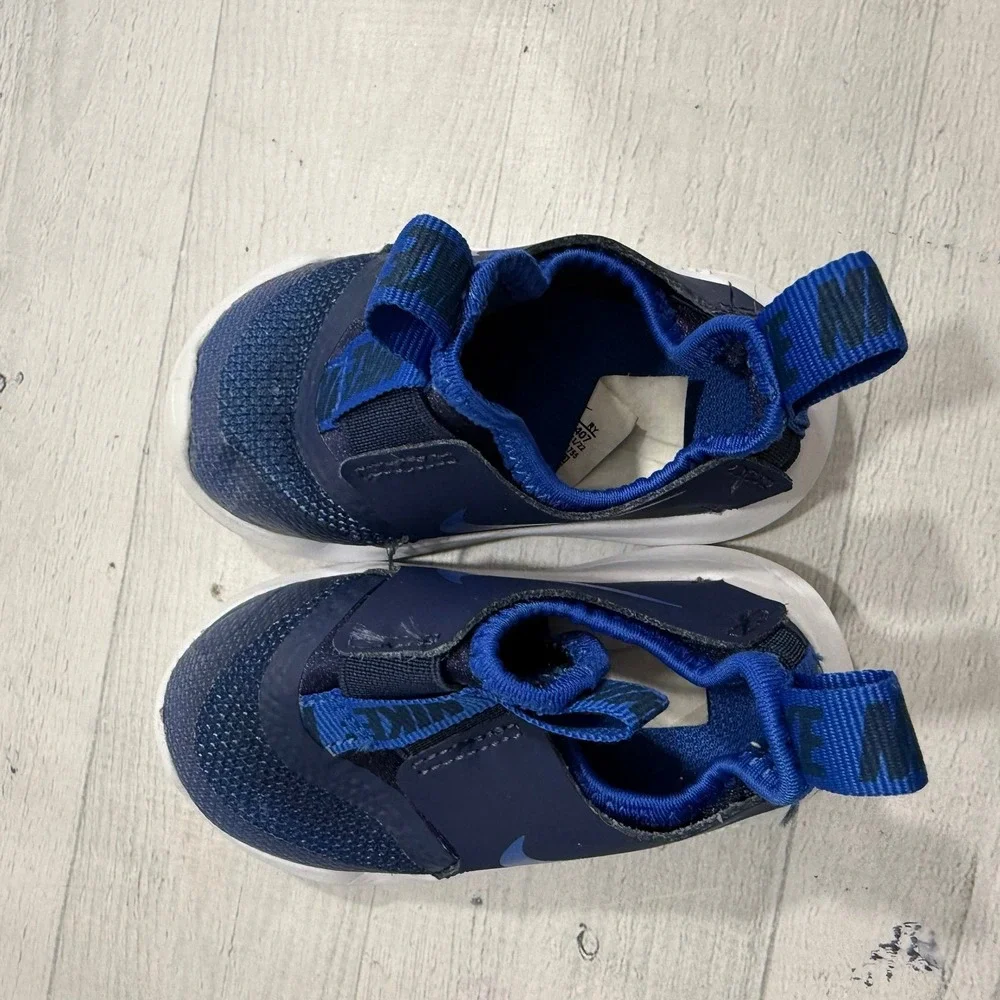 Nike baby boys blue slip on shoes baby toddler size 5 - Picture 2 of 6
